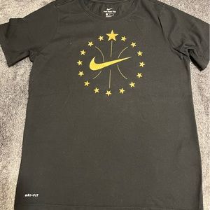 Boy’s Nike T-shirt size L.